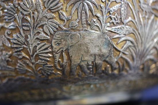 A late 19th/early 20th century Indian Lucknow silver bowl, 18.1 oz.